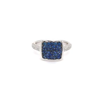 18K White Gold Diamond Ring with 0.19ctw Diamonds and 0.66ctw Sapphires