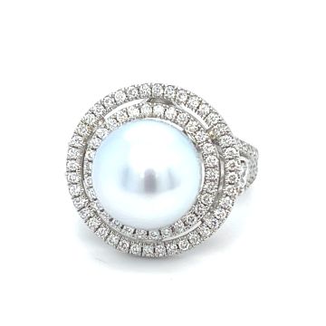 18K White Gold 1.52ctw Diamond and Pearl Ring