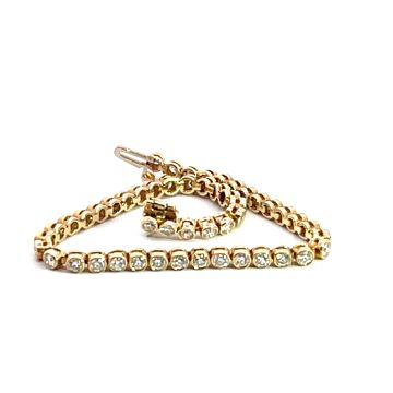14K Yellow Gold Bracelet with 3.18ctw Diamonds